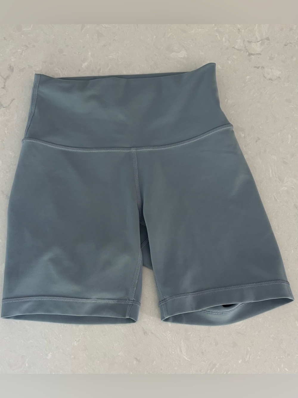 🔴 Lululemon Wunder Train High-Rise Shorts 6”